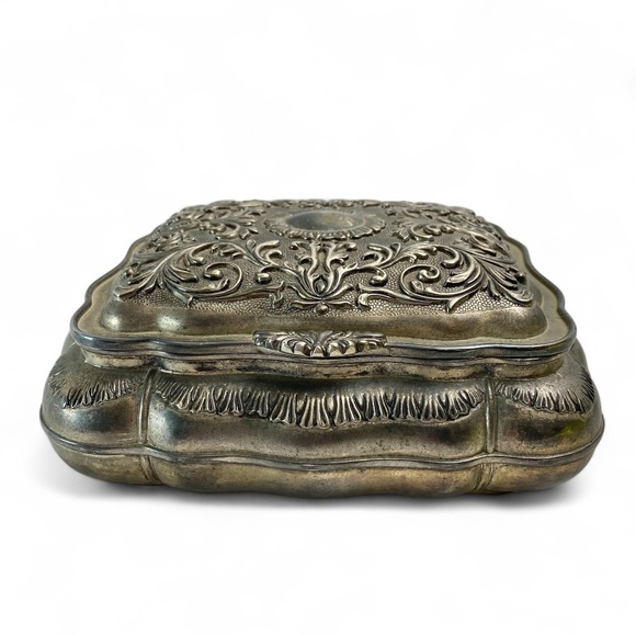 Silver Plated Jewelry Box Without Red Velvet Lining by Godinger - Picture 1 of 7